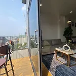 Delux Tay Ho Homestay